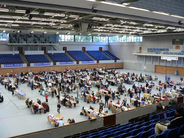 Halle 1